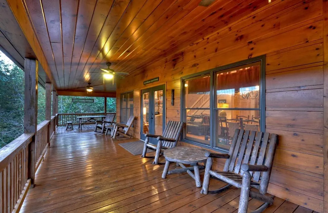 Aska Adventure Lodge- Big Game Room | Outdoor Fireplace | Firepit | Hot Tub-1
