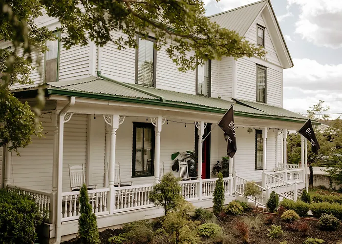 Blue Ridge Inn Bed And Breakfast